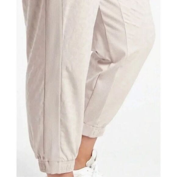 Athleta Brooklyn Textured Jogger in Cream Size 18 - Picture 3 of 16